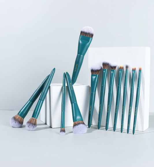 GLAM ARTILLERY BRUSH SET